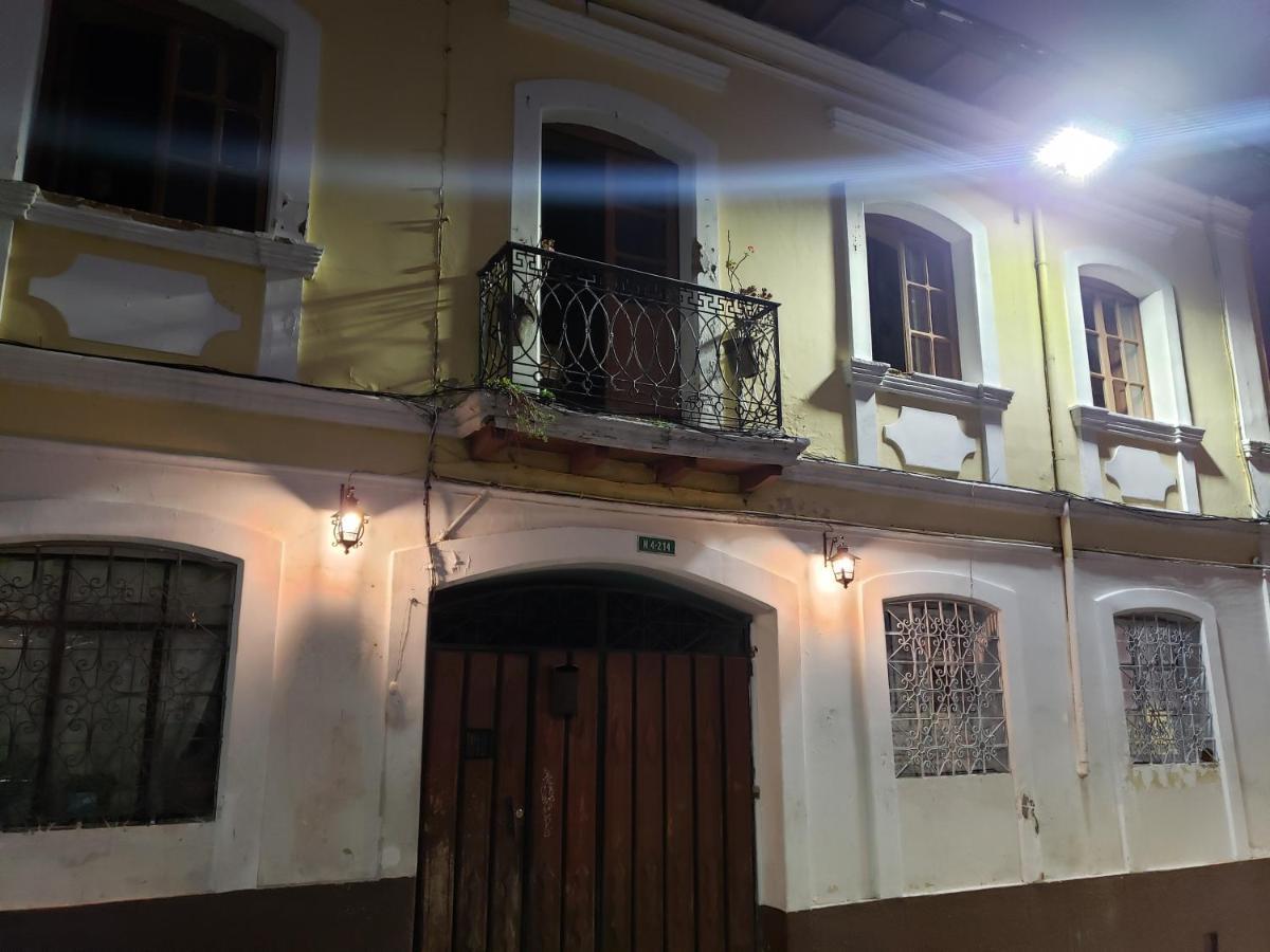 CASA VIEJA DEL CENTRO HISTORICO QUITO (Ecuador) - from US$ 14 | BOOKED